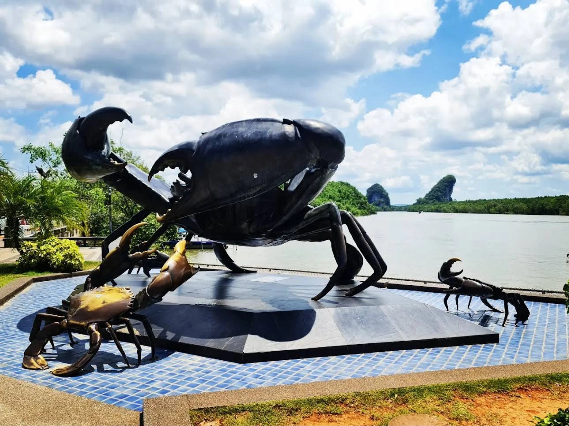 Ao Nang – Krabi Town for 1 way (Max 8 person) 